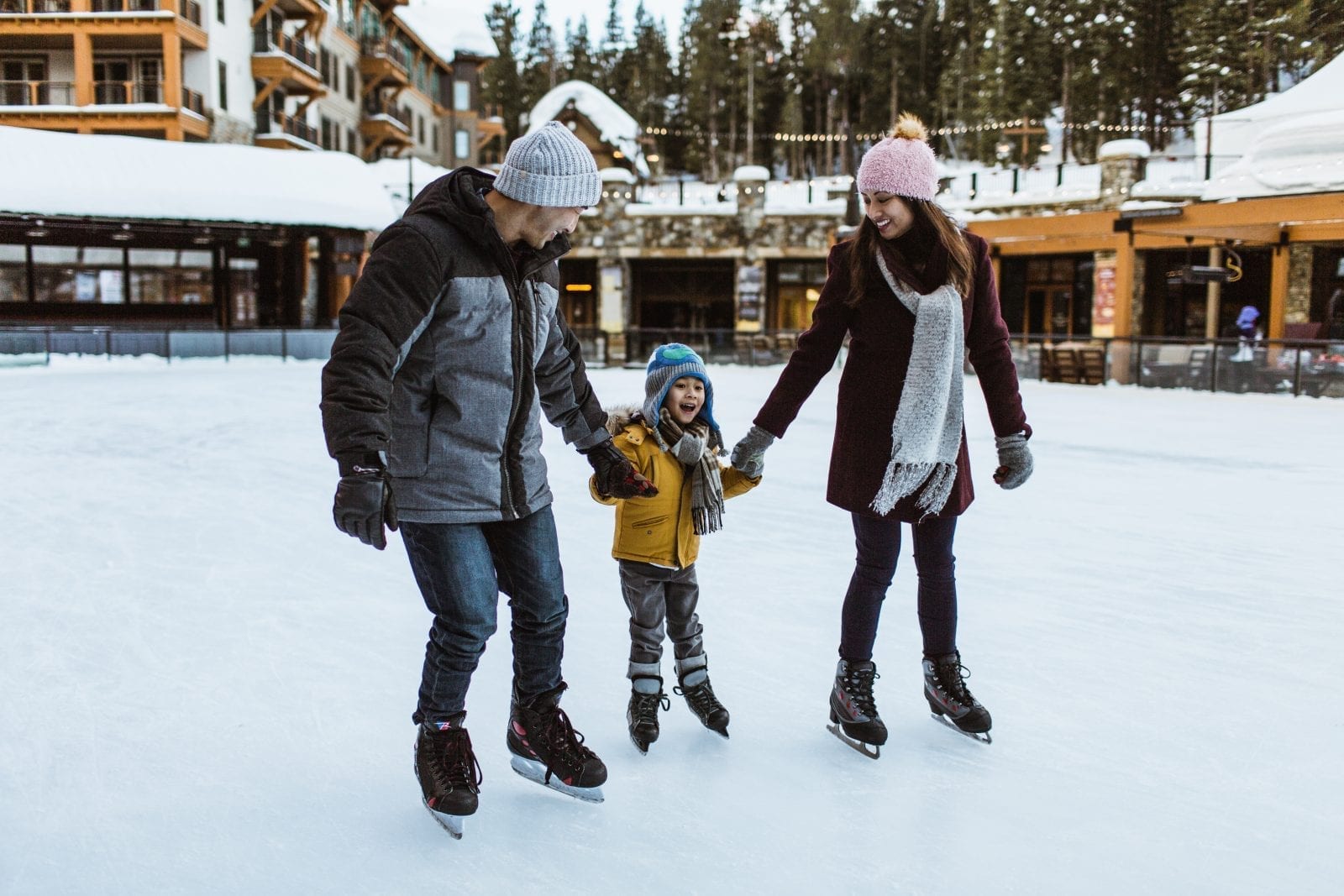 Enjoy these amazing North Lake Tahoe resorts!